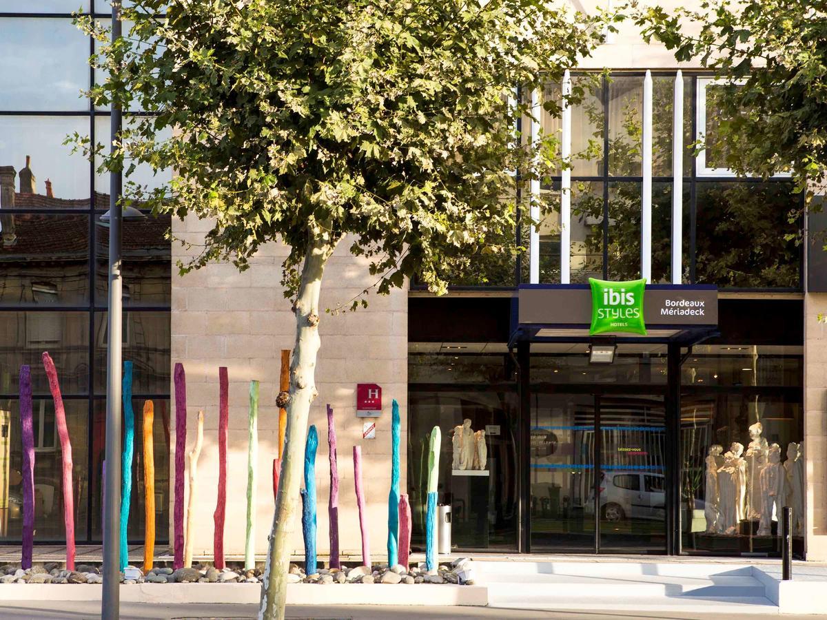 Hotel Ibis Styles Bordeaux Centre Meriadeck Exterior foto